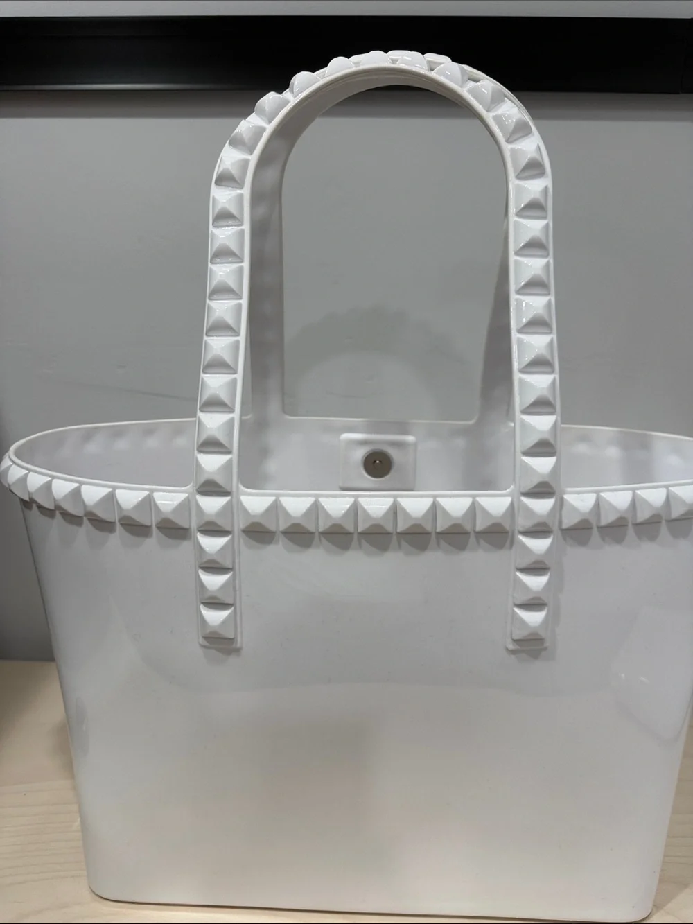 Carmen Sol Seba Mid Tote Jumbo Pyramid & Nora clutch